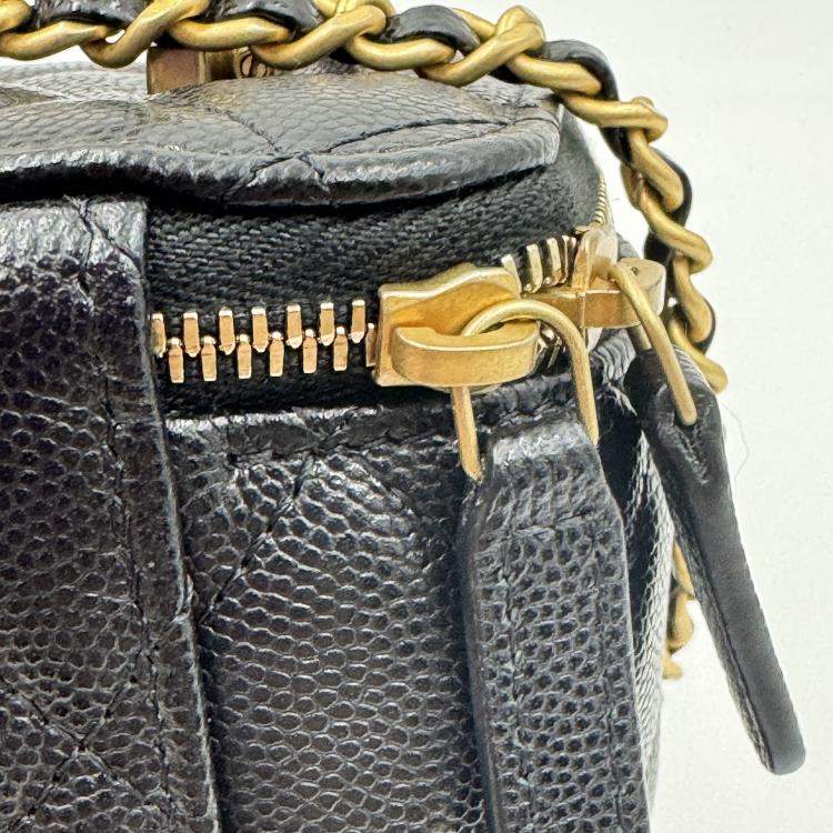 Pre Owned Chanel Vanity Chain Black Caviar Leather Handle Bag
