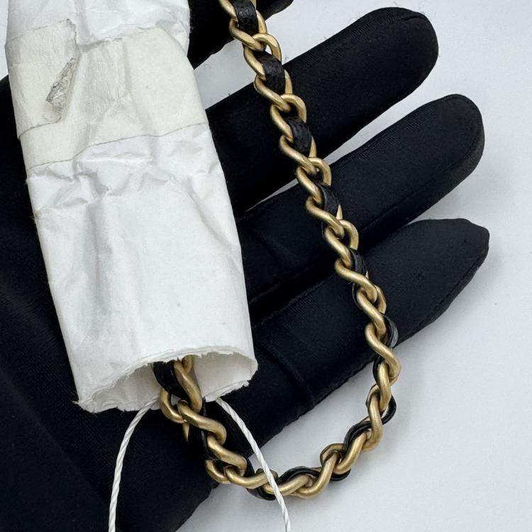 Pre Owned Chanel Vanity Chain Black Caviar Leather Handle Bag
