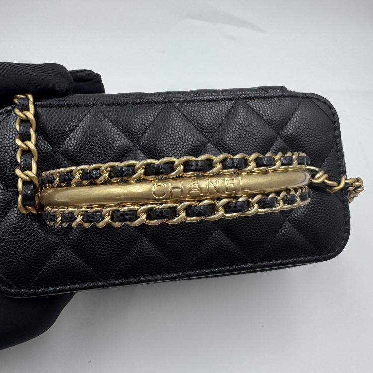 Pre Owned Chanel Vanity Chain Black Caviar Leather Handle Bag