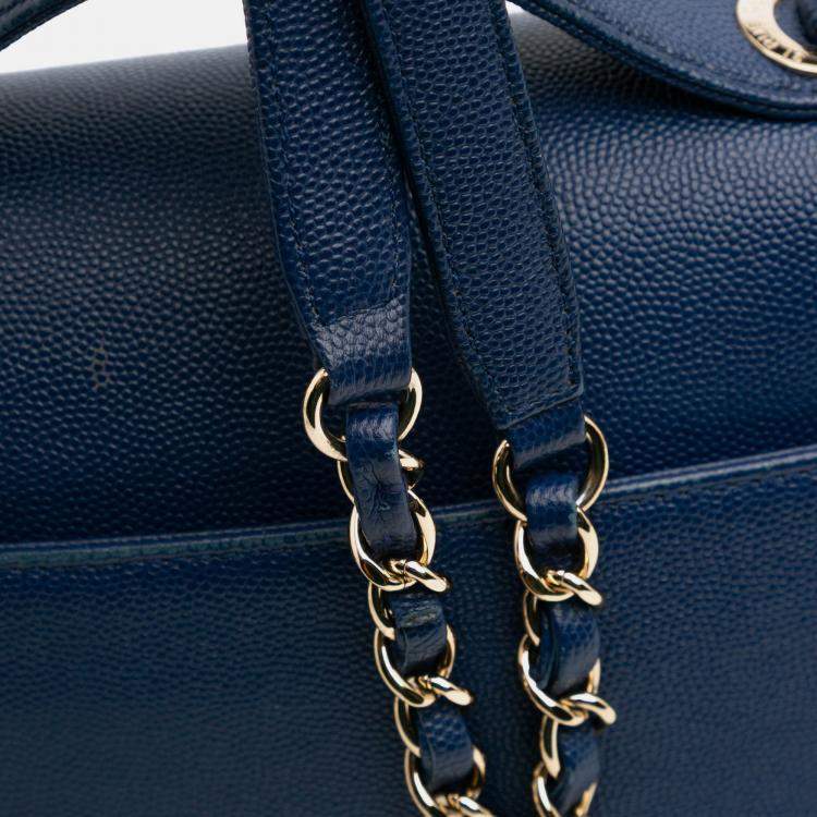 مملوكة مسبقًا Chanel Blue Medium Caviar Business Affinity Flap