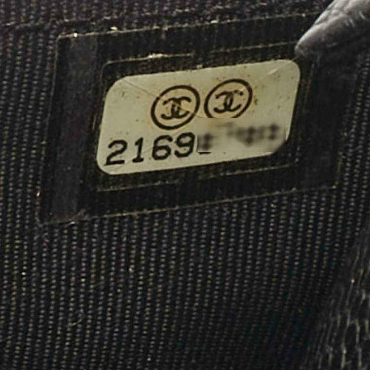 Pre Owned Chanel Black Quilted Caviar Leather Classic Wallet on Chain