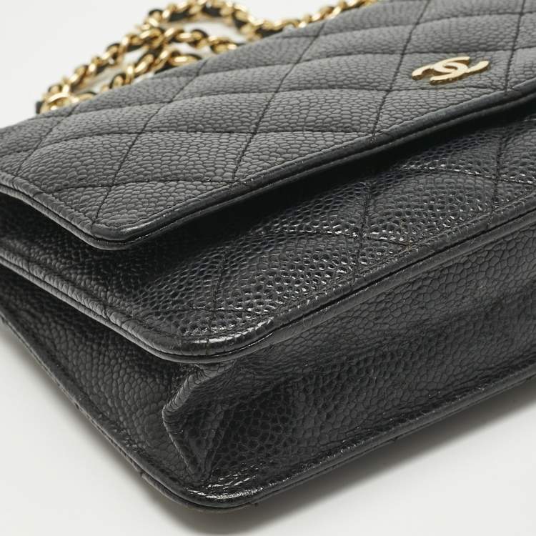 Pre Owned Chanel Black Quilted Caviar Leather Classic Wallet on Chain