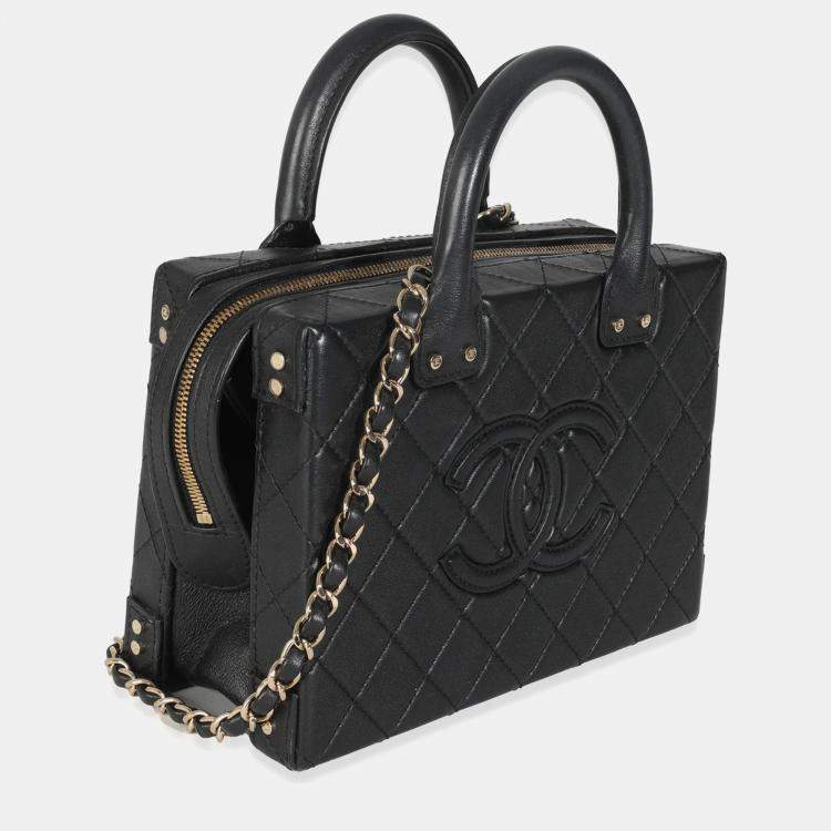 Pre Owned Chanel Black Quilted Calfskin Studded Square Vanity Case