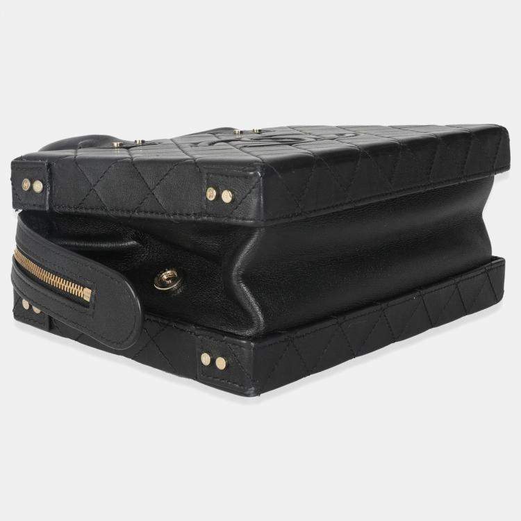 Pre Owned Chanel Black Quilted Calfskin Studded Square Vanity Case