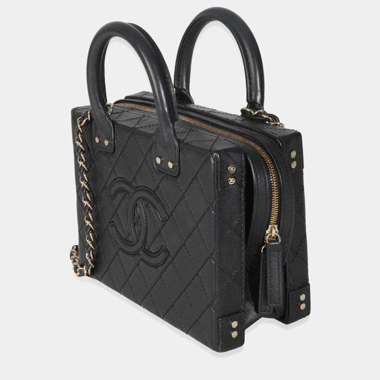 Pre Owned Chanel Black Quilted Calfskin Studded Square Vanity Case