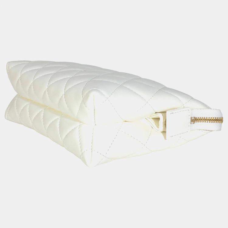 Pre Owned Chanel White Shiny Crumpled Quilted Calfskin Clutch Bag