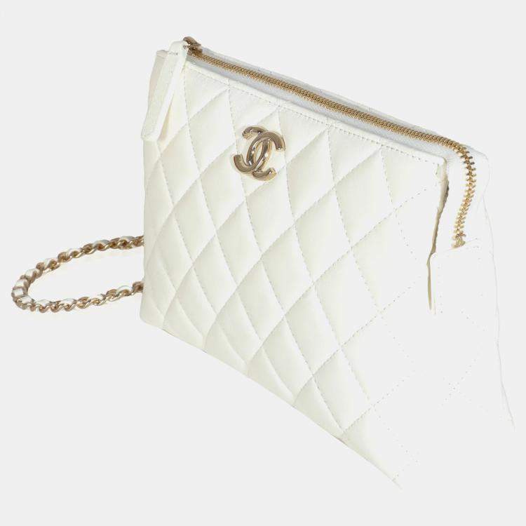 Pre Owned Chanel White Shiny Crumpled Quilted Calfskin Clutch Bag