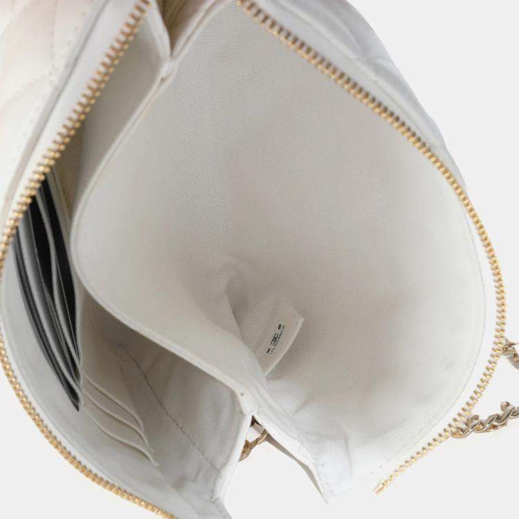 Pre Owned Chanel White Shiny Crumpled Quilted Calfskin Clutch Bag