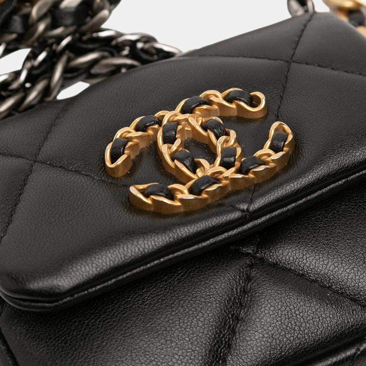 Pre Owned Chanel Black Lambskin 19 Flap Coin Purse With Chain
