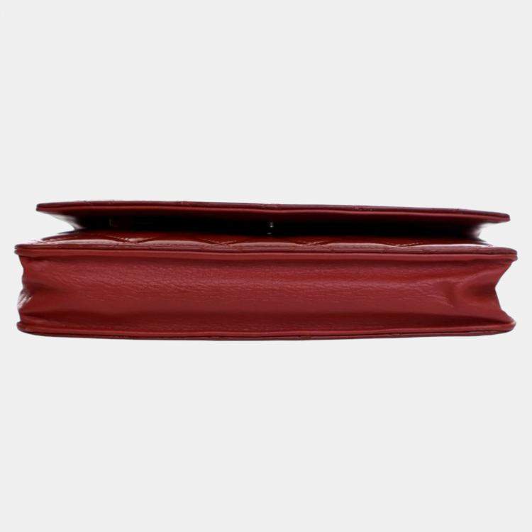 Pre Owned Chanel Red Quilted Patent Brilliant Wallet On Chain