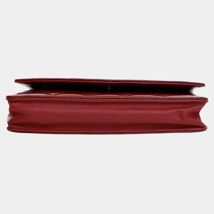 Pre Owned Chanel Red Quilted Patent Brilliant Wallet On Chain