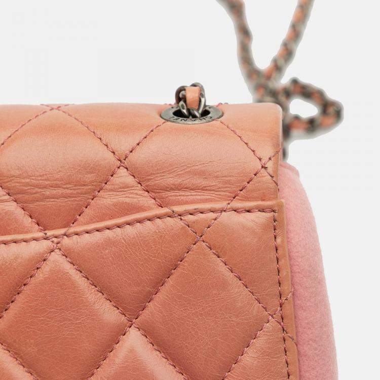 Pre Owned Chanel Pink Paris Salzburg Mini Quilted Glazed Calfskin and Felt Edelweiss Flower Flap