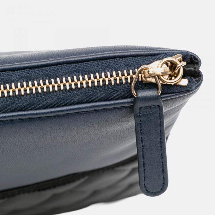Pre Owned Chanel Black Navy Blue Large Bicolor Quilted Leather Pearl O Case Clutch