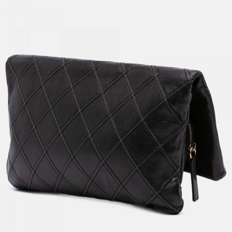 Pre Owned Chanel Black Quilted Lambskin Leather Clutch