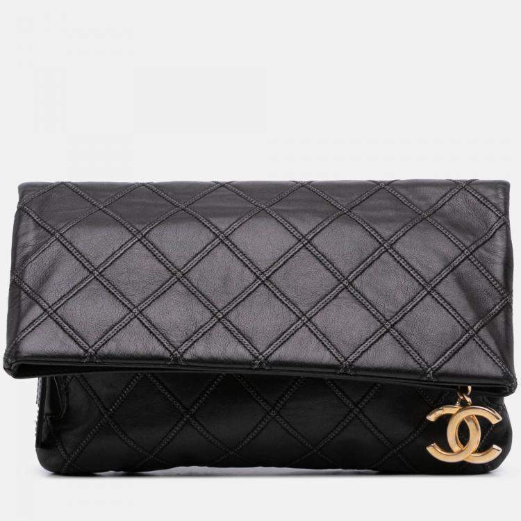 Pre Owned Chanel Black Quilted Lambskin Leather Clutch