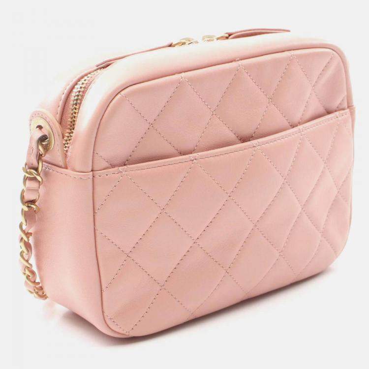 Pre Owned Chanel Matelasse Pink Leather Shoulder Camera Bag 