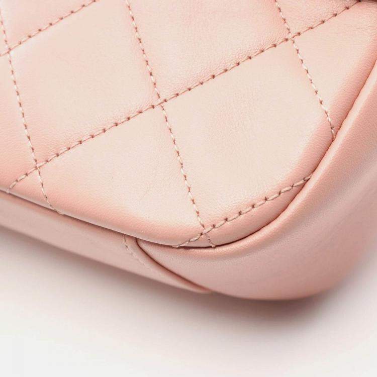 Pre Owned Chanel Matelasse Pink Leather Shoulder Camera Bag 