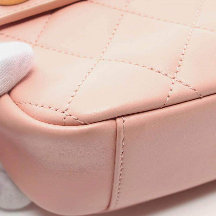 Pre Owned Chanel Matelasse Pink Leather Shoulder Camera Bag 