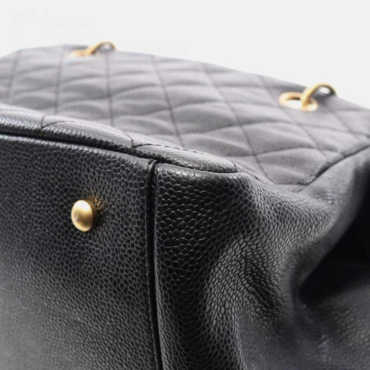 مملوكة مسبقًا Chanel Matelasse Handbag Calfskin Leather Black