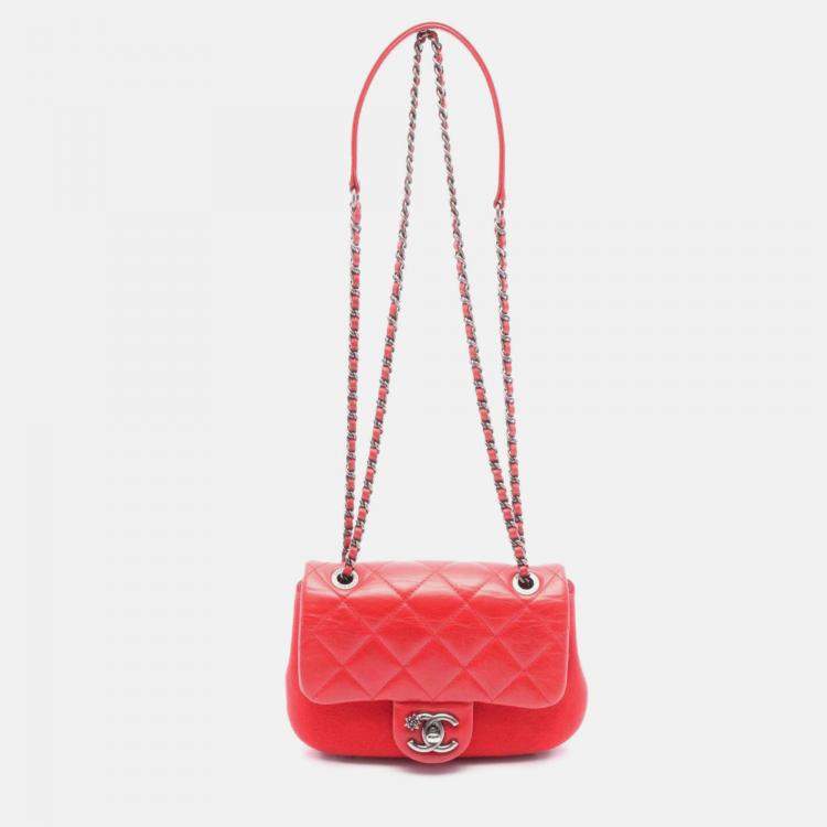 Pre Owned Chanel Matelasse Shoulder Bag Leather Felt Red