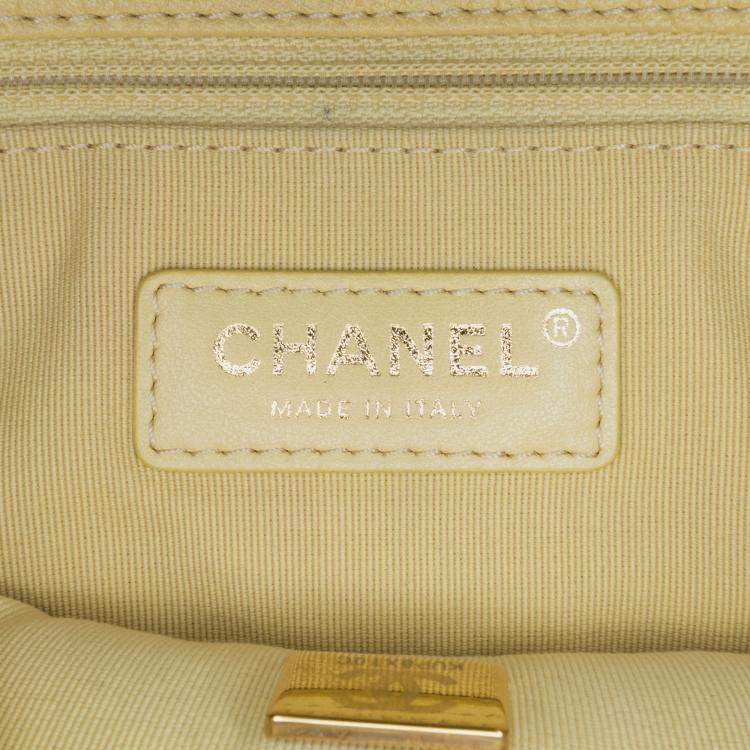 Pre Owned Chanel Small Quilted Caviar Chain Melody Flap