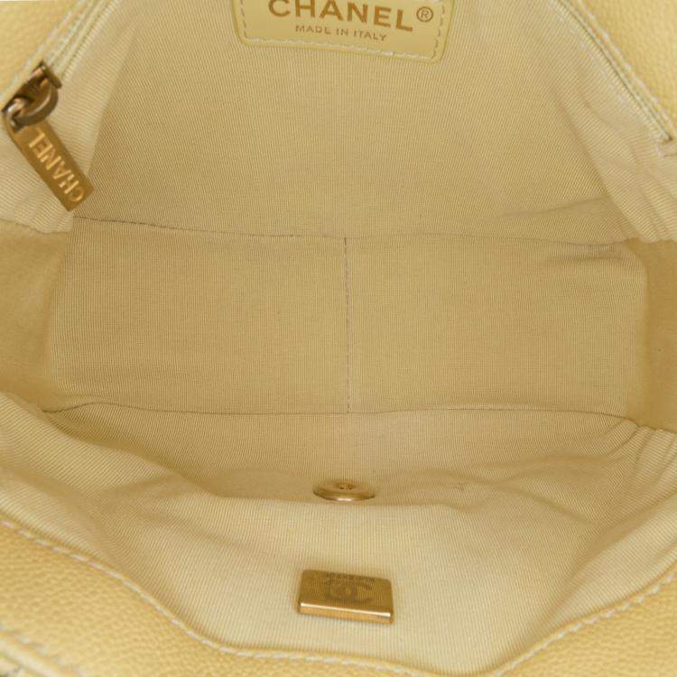 Pre Owned Chanel Small Quilted Caviar Chain Melody Flap