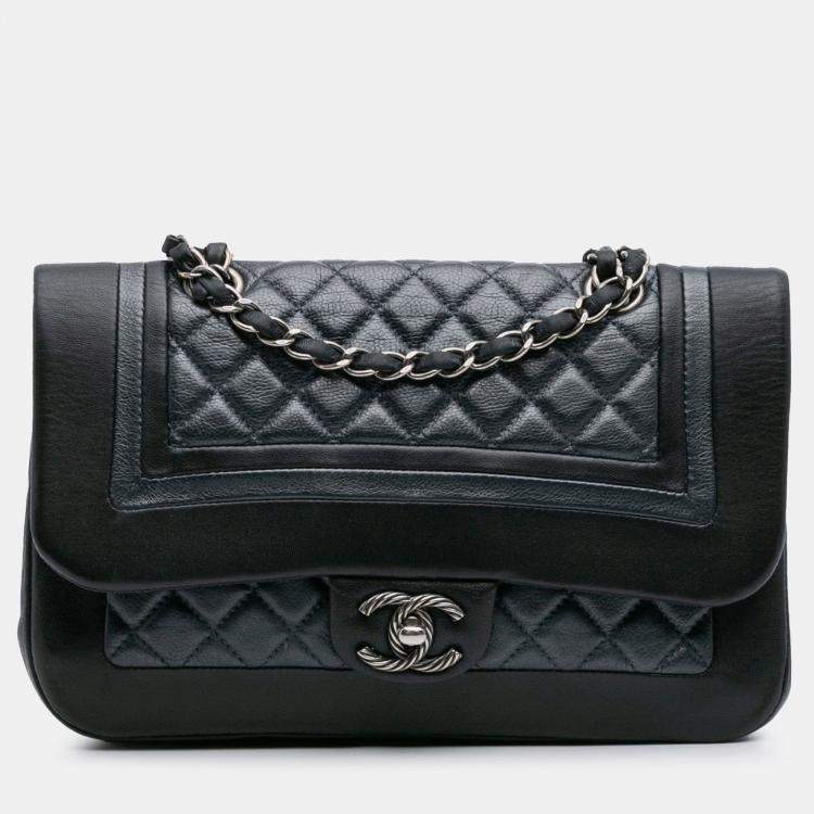 Pre Owned Chanel Black Blue Medium Bicolor Quilted Calfskin Flap