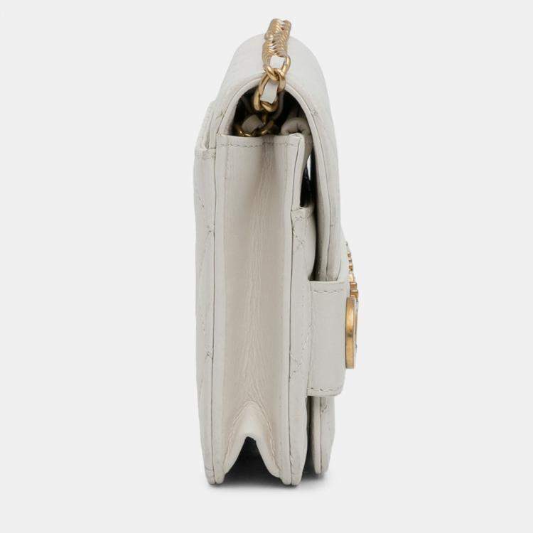 Pre Owned Chanel White Enchained Flap Wallet on Chain