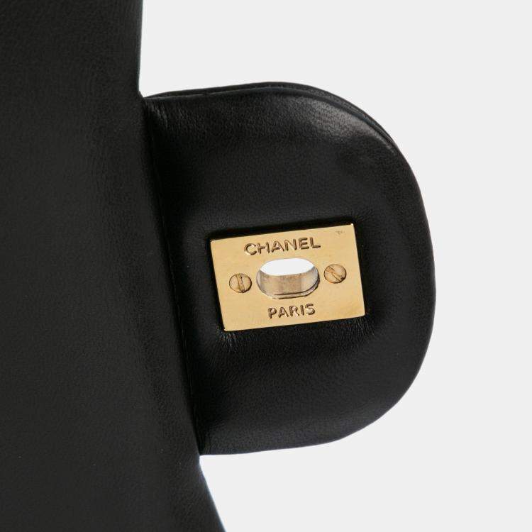 Pre Owned Chanel Black Jumbo Classic Lambskin Double Flap