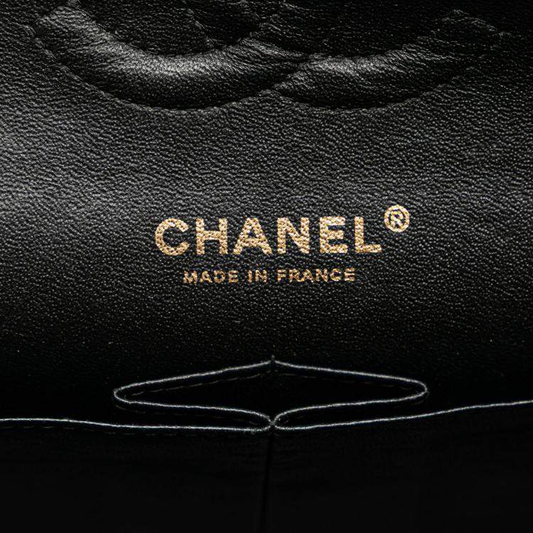 Pre Owned Chanel Black Medium Classic Caviar Double Flap