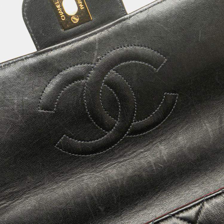Pre Owned Chanel Black Medium Classic Lambskin Kelly Flap