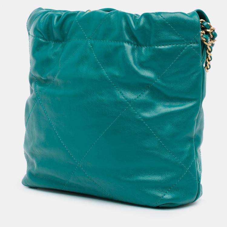 Pre Owned Chanel Green Mini Shiny Calfskin 22 Handbag