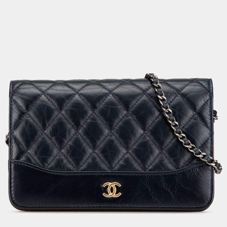 Pre Owned Chanel Black Quilted Aged Calfskin Gabrielle Wallet On Chain