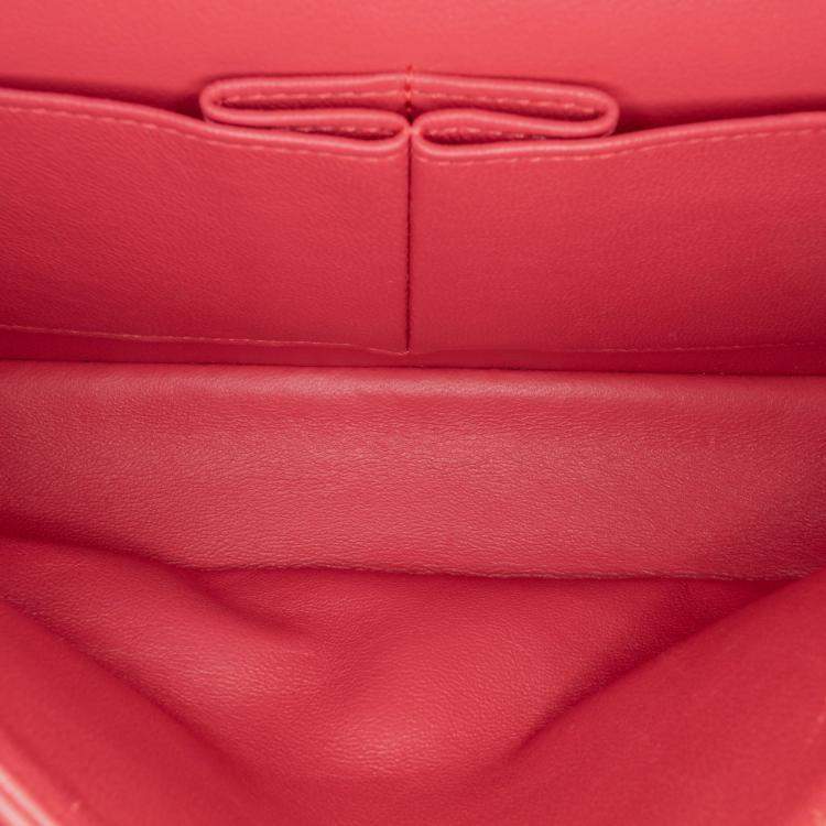 Pre Owned Chanel Pink Medium Classic Chevron Lambskin Double Flap