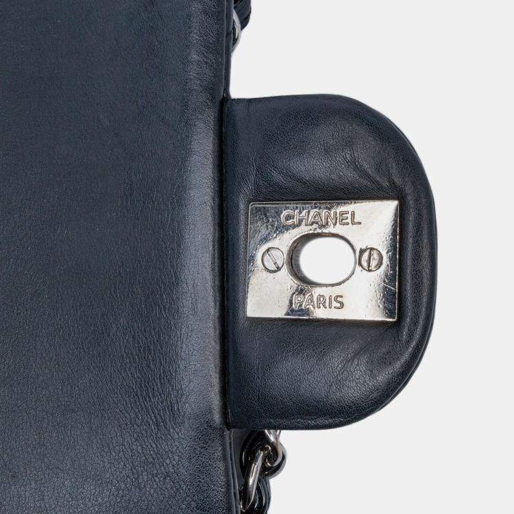 Pre Owned Chanel Black Medium Classic Chevron Patent Double Flap