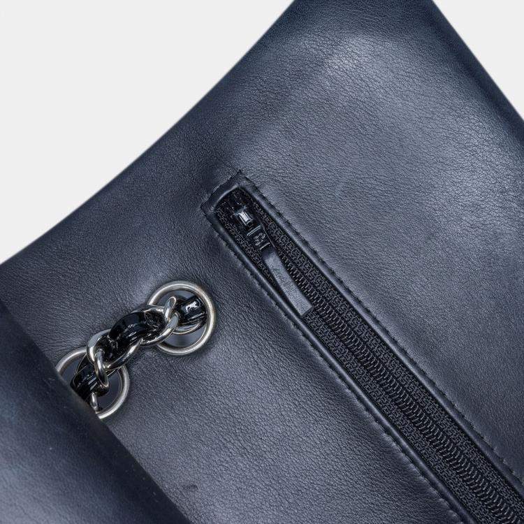 Pre Owned Chanel Black Medium Classic Chevron Patent Double Flap