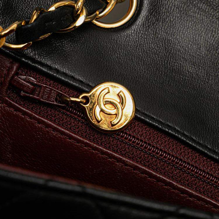 Pre Owned Chanel Black Square Quilted Lambskin Single Flap