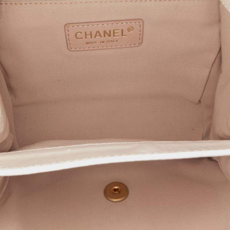 Pre Owned Chanel White CC Quilted Aged Calfskin Accordion Flap