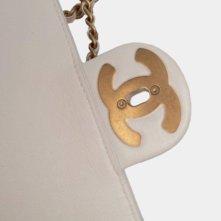 Pre Owned Chanel White CC Quilted Aged Calfskin Accordion Flap