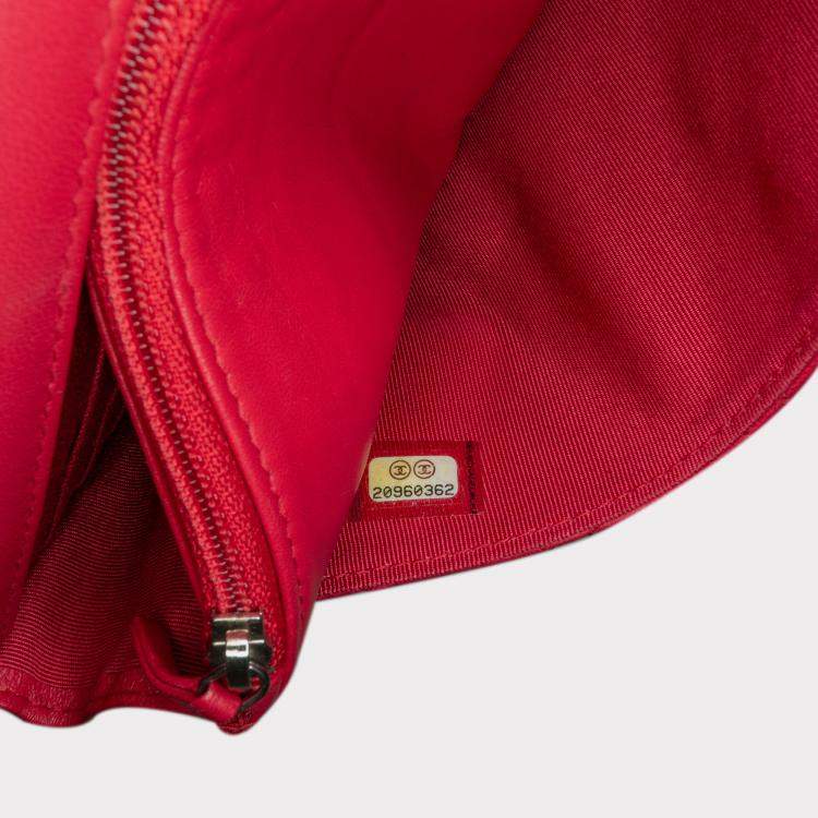 Pre Owned Chanel Pink Classic Lambskin Wallet on Chain