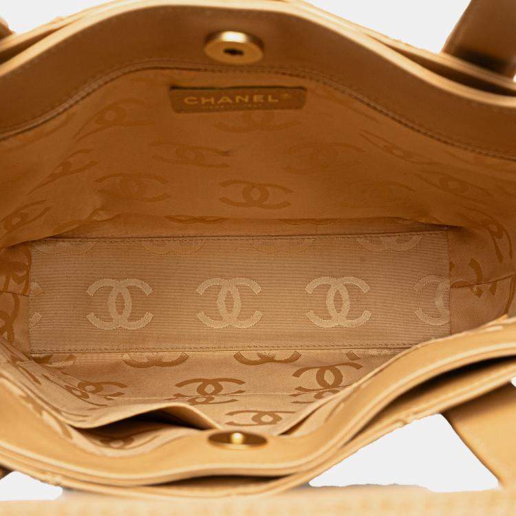 Pre Owned Chanel Brown CC Wild Stitch Calfskin Handbag