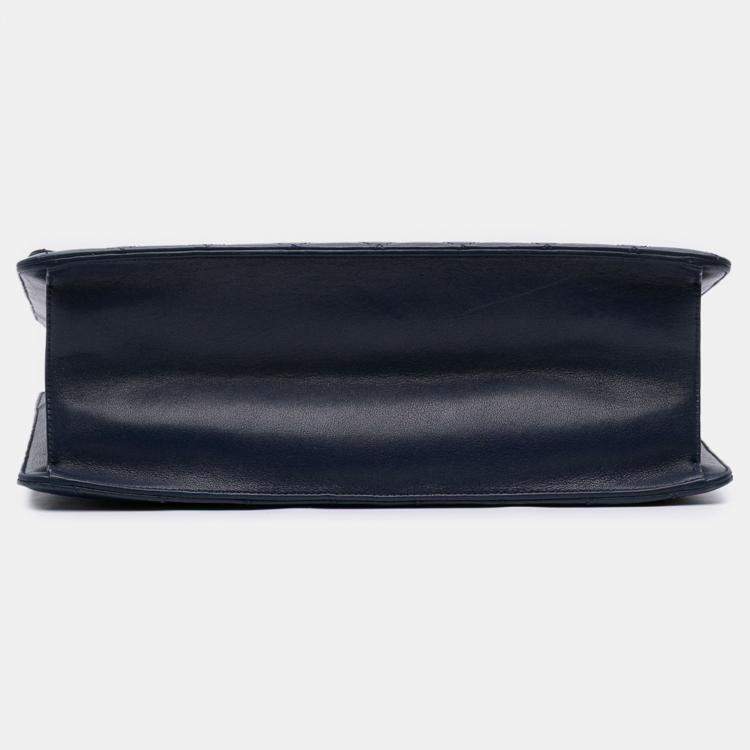 مملوكة مسبقًا Chanel Navy Blue Quilted Sheepskin Beauty Lock Shopping Tote