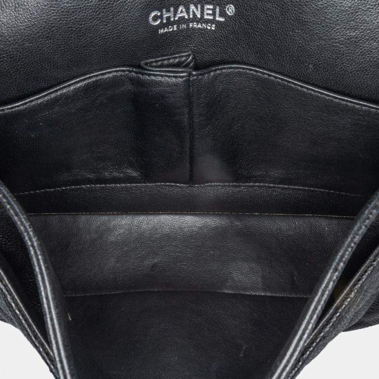 Pre Owned Chanel Black Medium Classic Caviar Double Flap