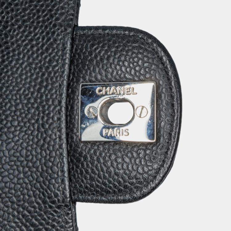 Pre Owned Chanel Black Medium Classic Caviar Double Flap