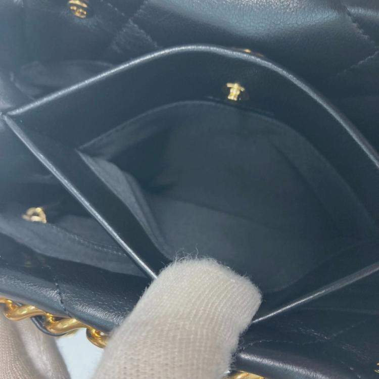 Pre Owned Chanel CC Black Leather Tote Bag