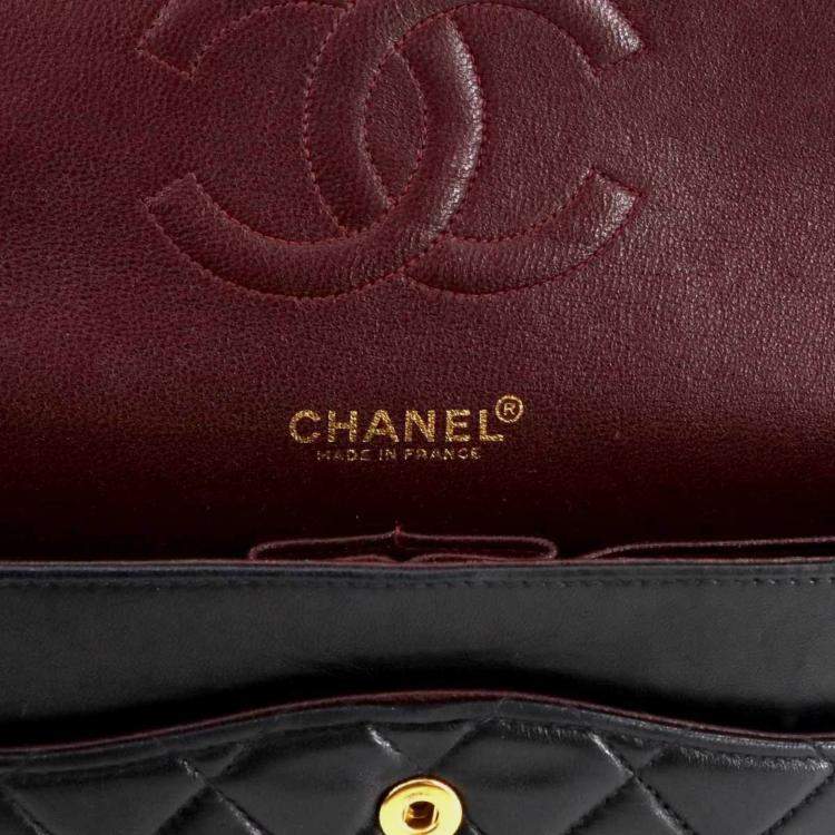 Pre Owned Chanel Classic Double Flap Black Leather Shoulder Bag