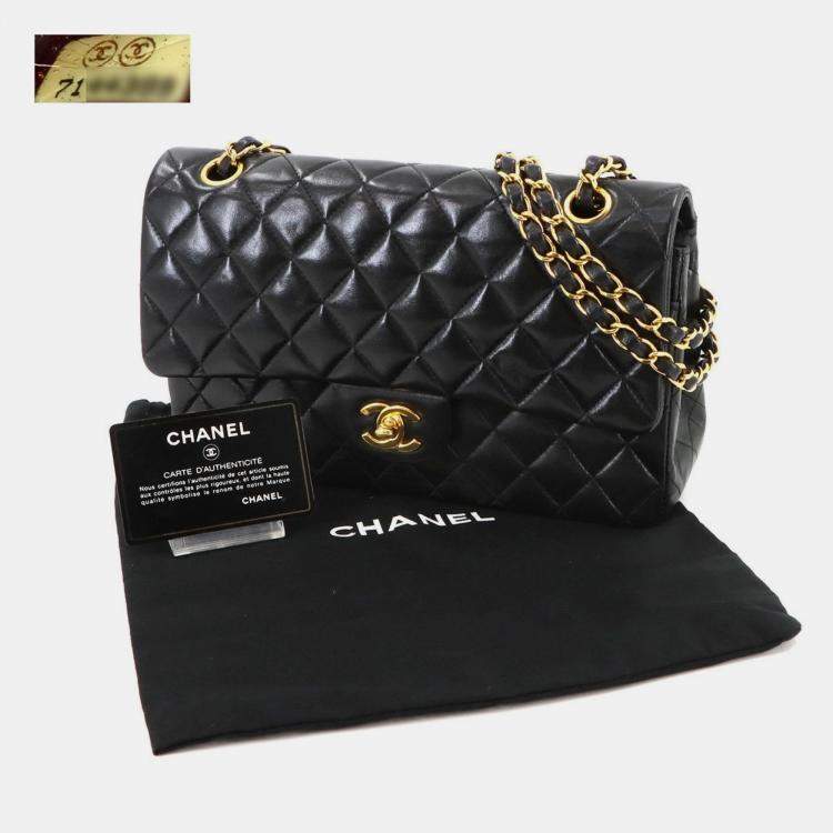 Pre Owned Chanel Classic Double Flap Black Leather Shoulder Bag