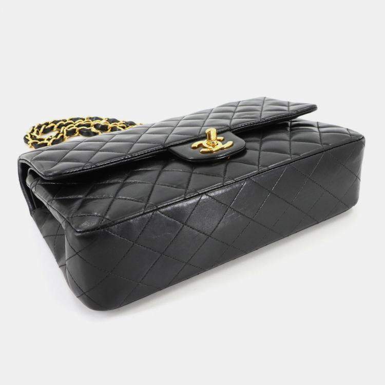 Pre Owned Chanel Classic Double Flap Black Leather Shoulder Bag