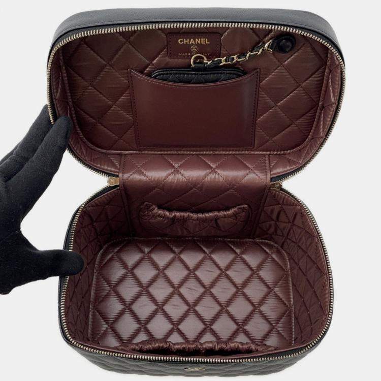 Pre Owned Chanel Vanity Black Leather Top Handle Bag