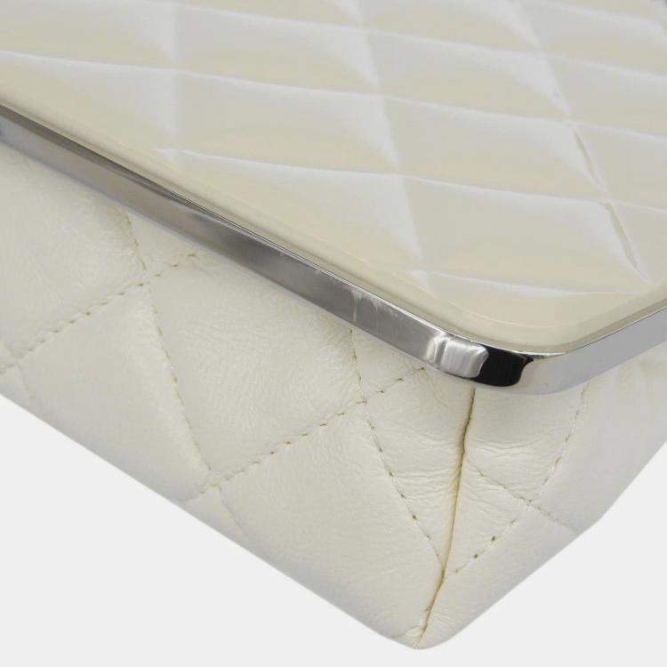 Pre Owned Chanel CC White Lambskin Quilted Evening Clutch With Chain